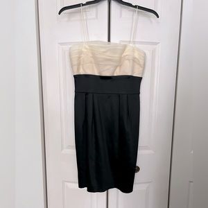 Jones New York little satin black dress with cream top Size 4